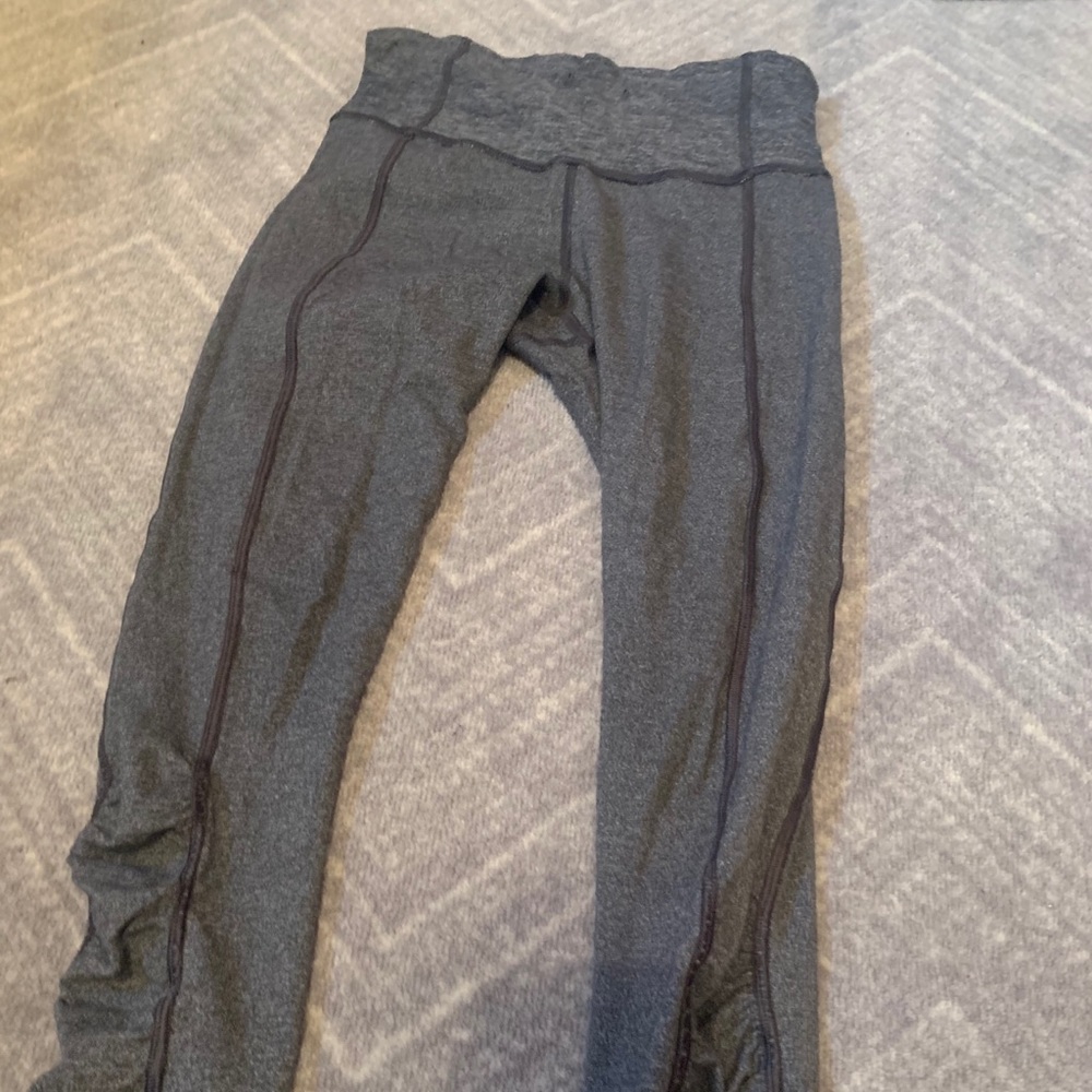 Gray  Reversible Lululemon Leggings Size 4